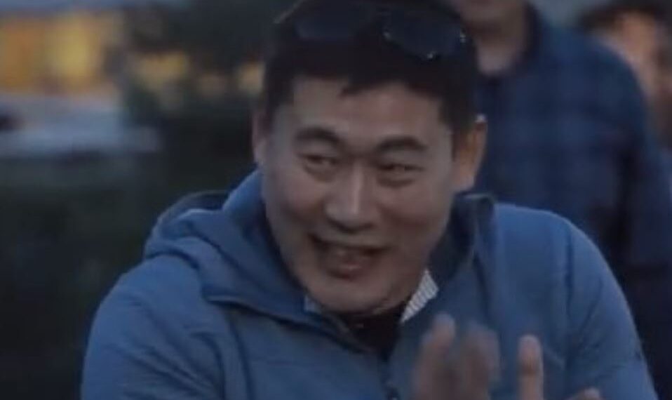 Төр нь иргэдээ “Улны”,  “Шээснүүд” гэж дуудаж доромжлох чинь хэрээс хэтэрлээ ДАРГА нараа