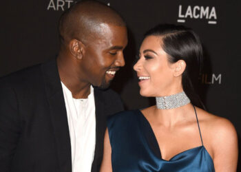 Судалгаа: Экстэйгээ найзын харилцаа тогтоох нь хэвийн үзэгдэл