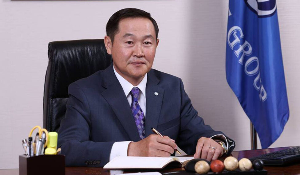 БЗС: УИХ-ын гишүүн асан Ц.Сэдванчиг хөвгүүдээ 220 сая төгрөгөөр сургасан ч зээлээ төлөөгүй байна