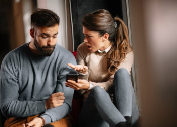 СЭТГЭЛ ЗҮЙЧ ЗӨВЛӨЖ БАЙНА: Секс хийгээгүй л бол араар тавилт биш гэсэн үг