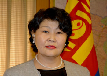 Элчин сайд Л.Саянаа БЗС-аас 29,247 ам.долларын зээл авснаа эргүүлэн төлөөгүй байна