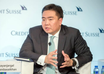 “Эрдэнэс Монгол” компанийн гүйцэтгэх захирлаар ажиллаж байсан Б.Бямбасайхан 46,197 ам.доллараар суралцаж зээлээ тэглүүлжээ